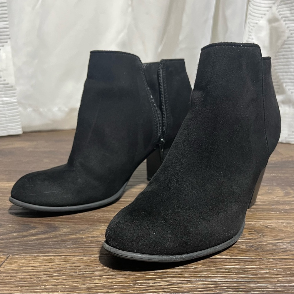 Preloved - OLD NAVY Ankle Boots, Black, Faux Suede, Women’s Ankle Booties